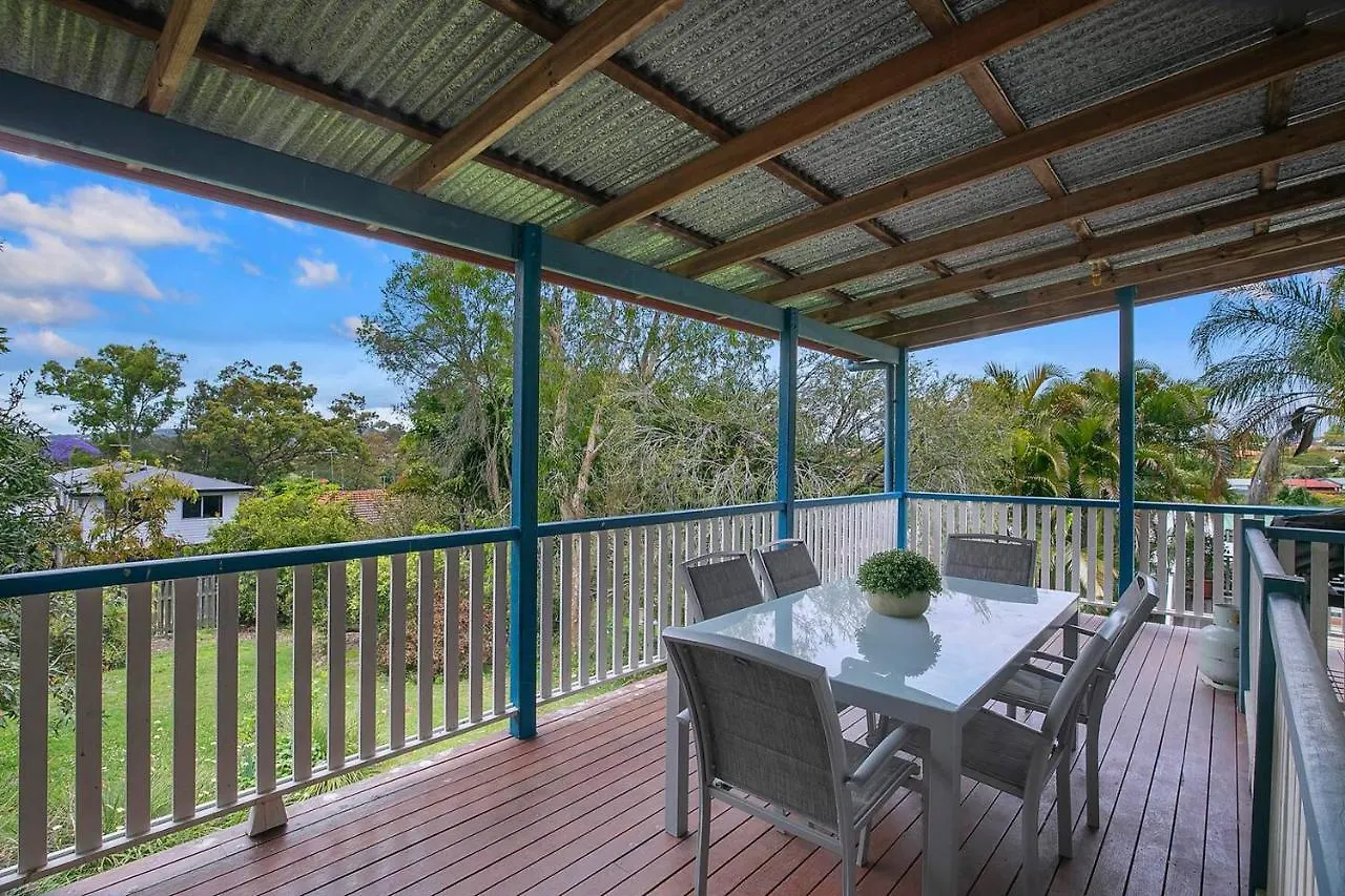 'Eucalypt Cottage' A Tranquil Family Hideaway Brisbane Australia