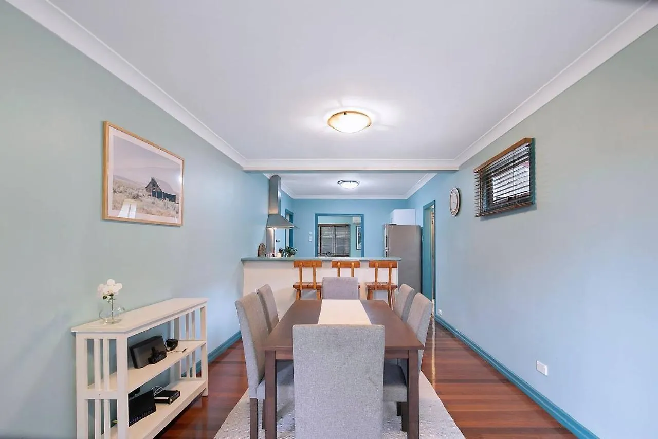 Holiday home 'Eucalypt Cottage' A Tranquil Family Hideaway Brisbane
