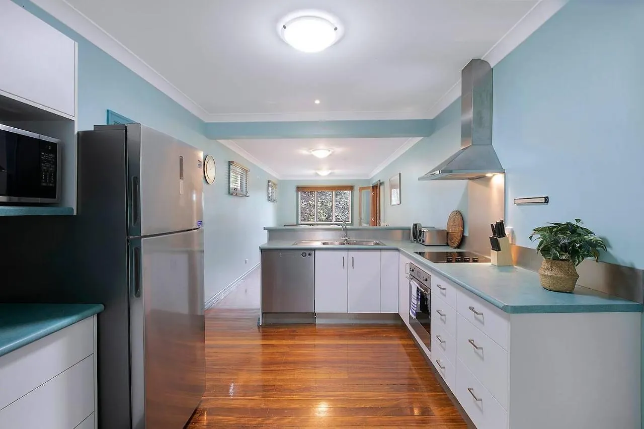 'Eucalypt Cottage' A Tranquil Family Hideaway Brisbane