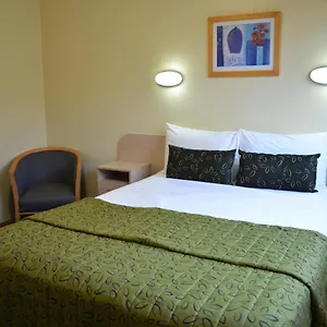 Airport Motel
